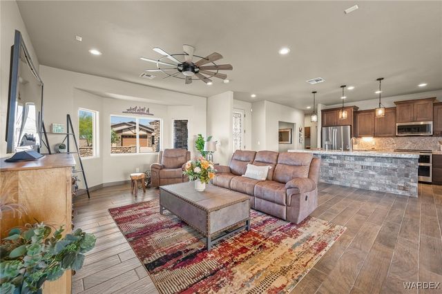 3034 Fort Mojave Drive, Bullhead City, AZ 86429