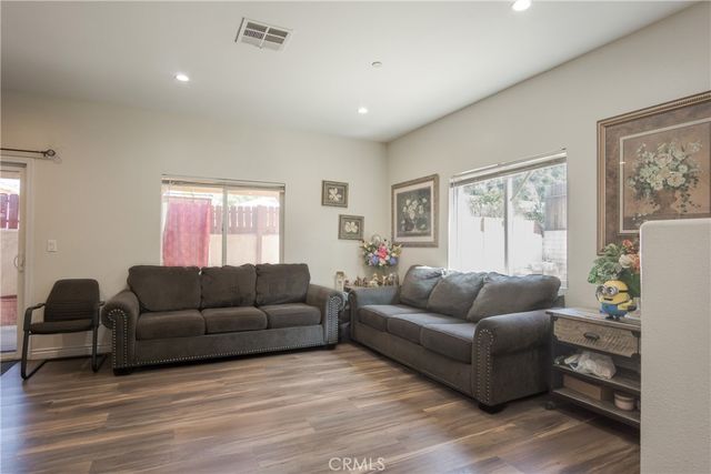 12600 San Fernando 121, Sylmar, CA 91342