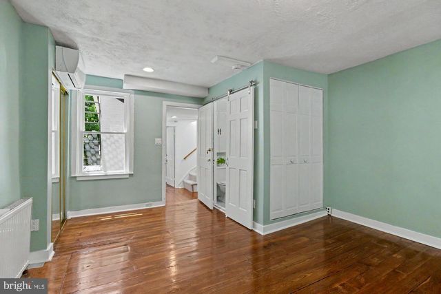 2011 BANK ST, Baltimore, MD 21231