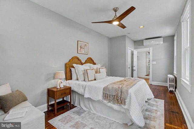 2011 BANK ST, Baltimore, MD 21231