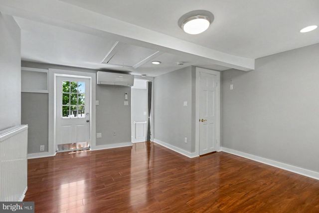 2011 BANK ST, Baltimore, MD 21231