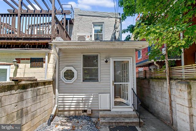 2011 BANK ST, Baltimore, MD 21231