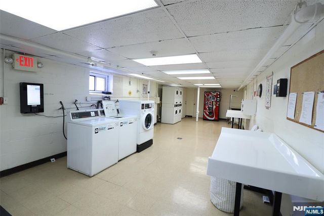 2330 Linwood Avenue 3D, Fort Lee, NJ 07024