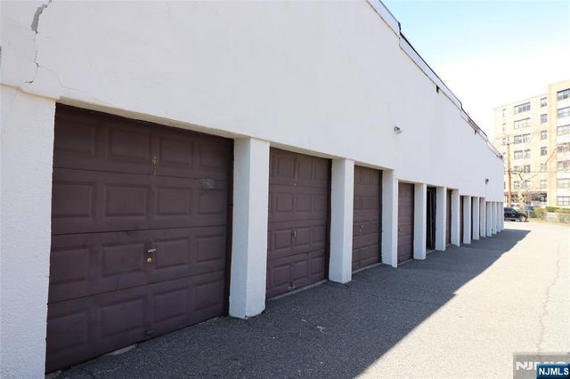 2330 Linwood Avenue 3D, Fort Lee, NJ 07024
