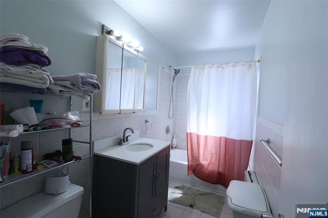 2330 Linwood Avenue 3D, Fort Lee, NJ 07024