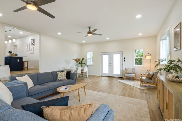 45-510 Mahinui Road B, Kaneohe, HI 96744