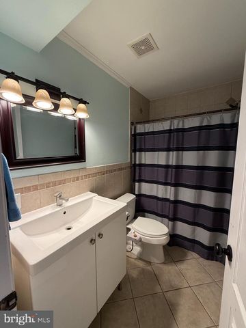 1352 E SUSQUEHANNA AVE, Philadelphia, PA 19125