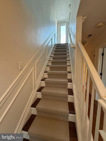 1352 E SUSQUEHANNA AVE, Philadelphia, PA 19125