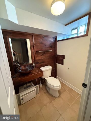 1352 E SUSQUEHANNA AVE, Philadelphia, PA 19125