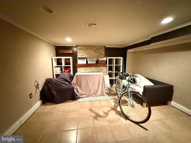 1352 E SUSQUEHANNA AVE, Philadelphia, PA 19125