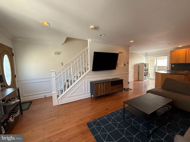 1352 E SUSQUEHANNA AVE, Philadelphia, PA 19125