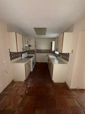 5622 Mackinaw St, Houston, TX 77053