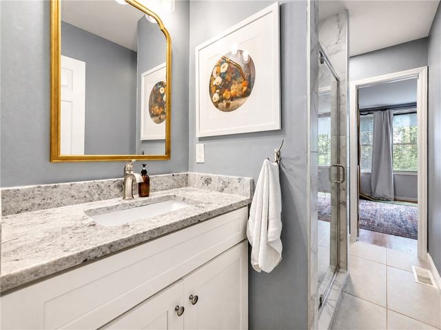39 Stallings Road, Greenville, SC 29611