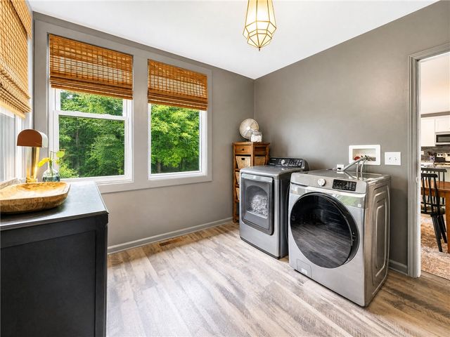 39 Stallings Road, Greenville, SC 29611