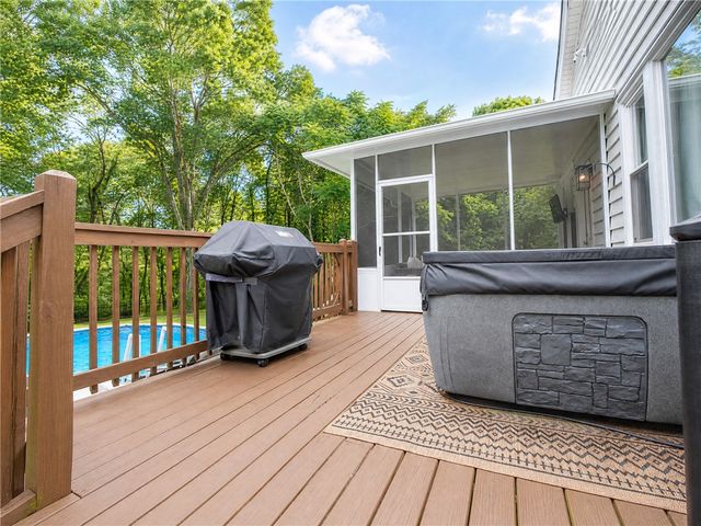 39 Stallings Road, Greenville, SC 29611