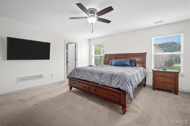 1842 Sterling Oaks Drive, St Peters, MO 63376