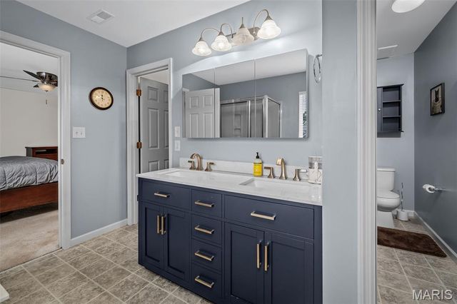 1842 Sterling Oaks Drive, St Peters, MO 63376
