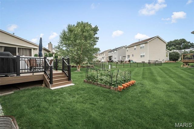 1842 Sterling Oaks Drive, St Peters, MO 63376