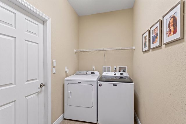 164 Berenger Walk, Royal Palm Beach, FL 33414