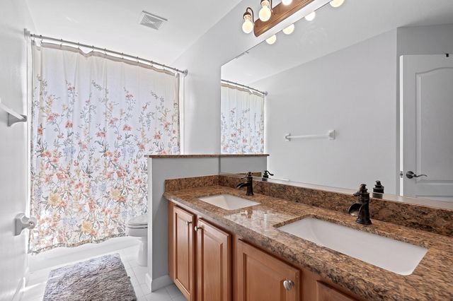 164 Berenger Walk, Royal Palm Beach, FL 33414