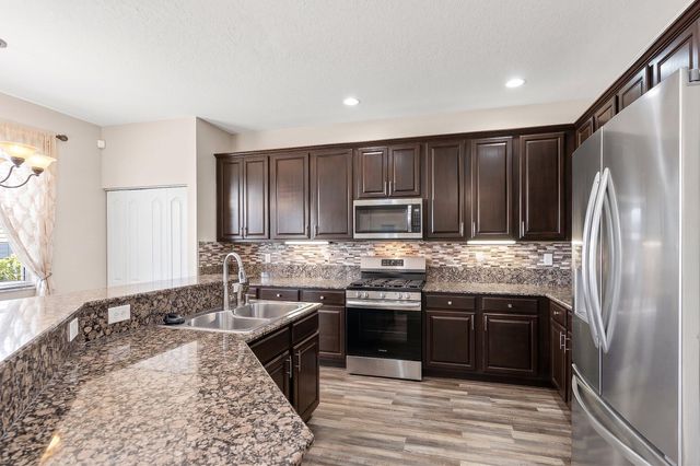 164 Berenger Walk, Royal Palm Beach, FL 33414