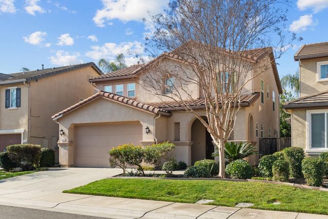 5225 Sun Chaser Way, Sacramento, CA 95835