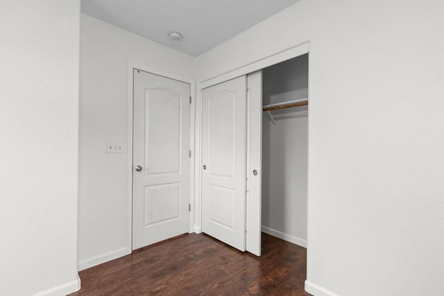 5225 Sun Chaser Way, Sacramento, CA 95835