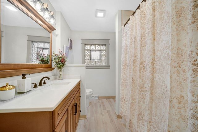 7405 Mccook Avenue, Hammond, IN 46323