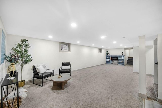 7405 Mccook Avenue, Hammond, IN 46323