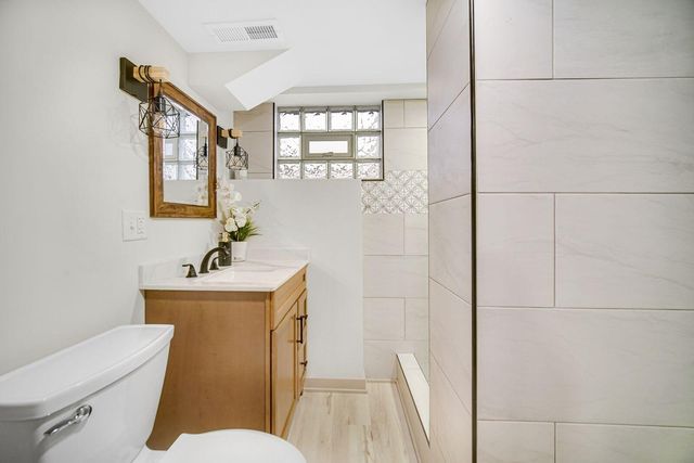 7405 Mccook Avenue, Hammond, IN 46323