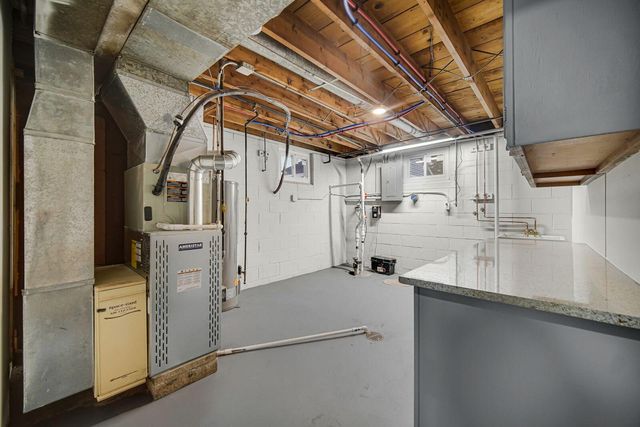 7405 Mccook Avenue, Hammond, IN 46323