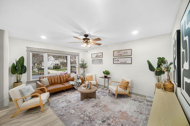 7405 Mccook Avenue, Hammond, IN 46323