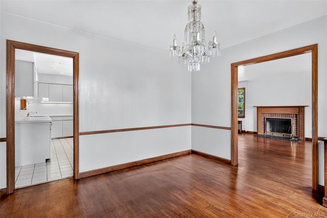 31 Orchard Farm Road, Port Washington, NY 11050