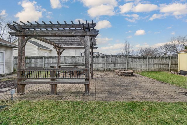 1270 97th Place, Crown Point, IN 46307