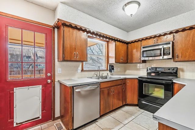 8209 E Boston St, Wichita, KS 67207