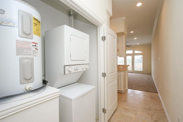 2701 Helena Street 202, Houston, TX 77006