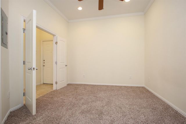 2701 Helena Street 202, Houston, TX 77006