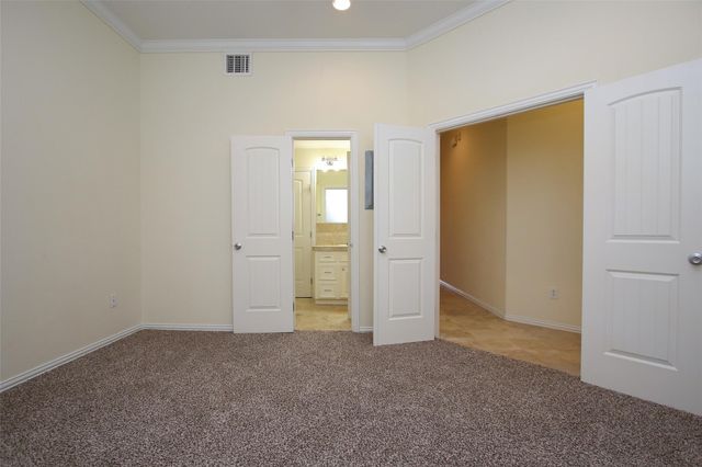 2701 Helena Street 202, Houston, TX 77006