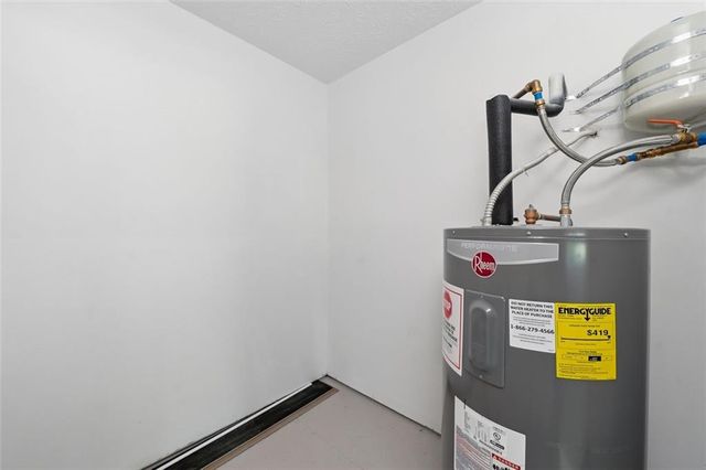 7145 Stonecreek Drive, Douglasville, GA 30134