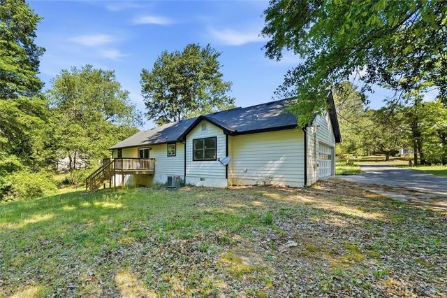 7145 Stonecreek Drive, Douglasville, GA 30134