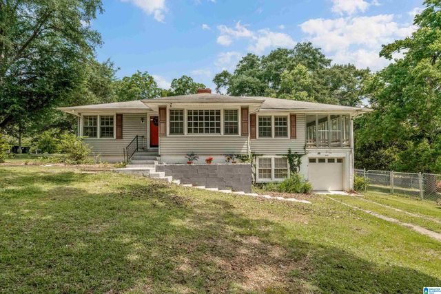 606 4TH STREET SE, Childersburg, AL 35044