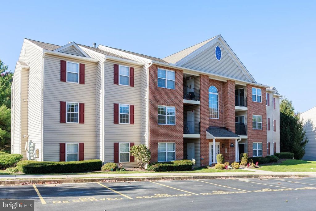 3840 NORMANDY DR #2A, Hampstead, MD 21074