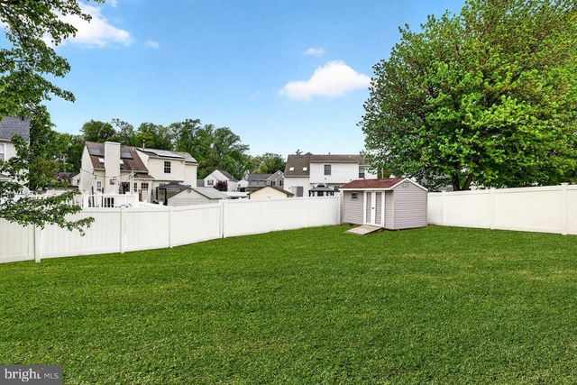 14 SUNFLOWER LN, Hamilton, NJ 08620