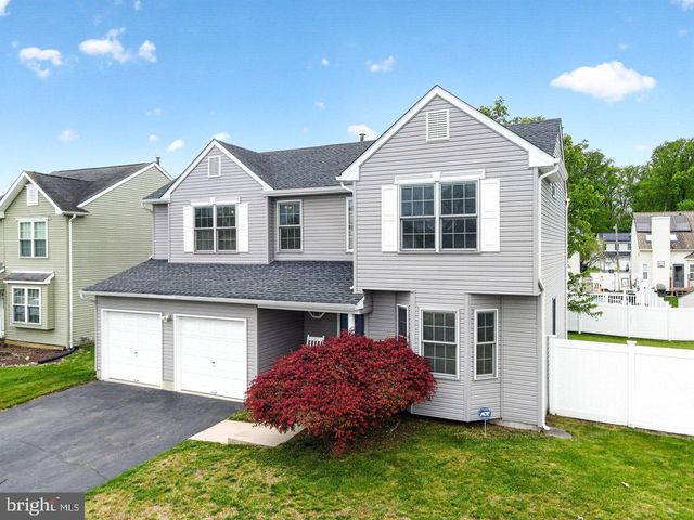 14 SUNFLOWER LN, Hamilton, NJ 08620