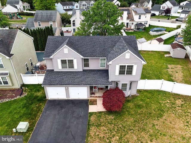 14 SUNFLOWER LN, Hamilton, NJ 08620