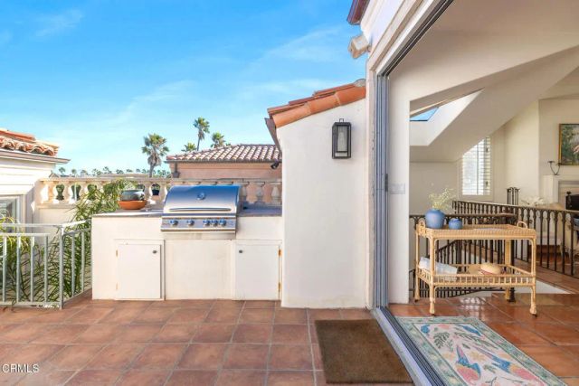 1571 Mandalay Beach Road, Oxnard, CA 93035