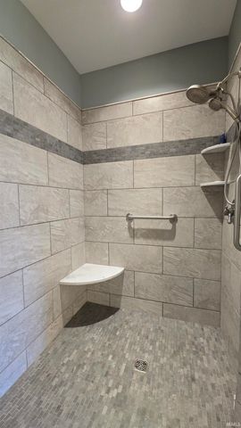 5125 Primrose Court, Newburgh, IN 47630