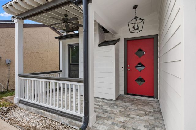 10257 Bridgeland Lane, Houston, TX 77041