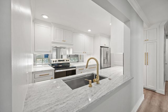 10257 Bridgeland Lane, Houston, TX 77041