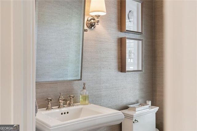 1207 Brookhaven Park Place, Brookhaven, GA 30319